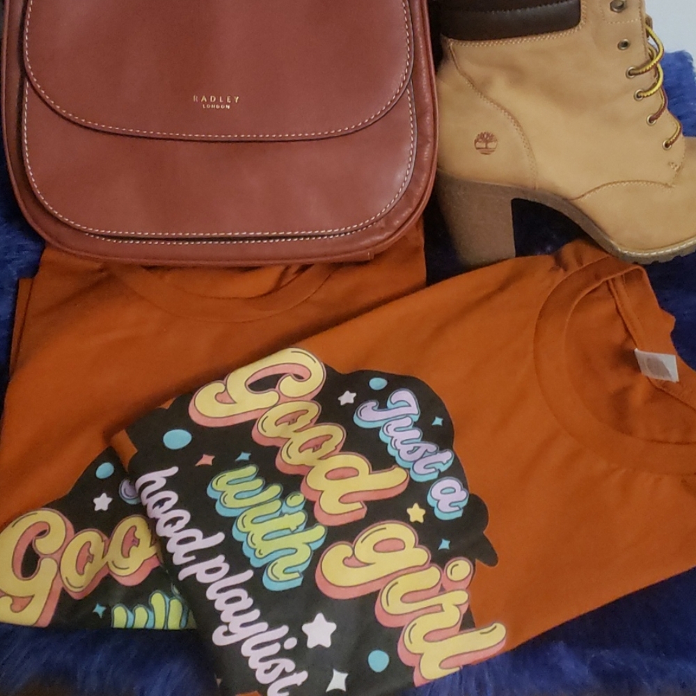 Good Girl Hood Playlist short sleeve tshirt Medium XLarge Autumn Rust New